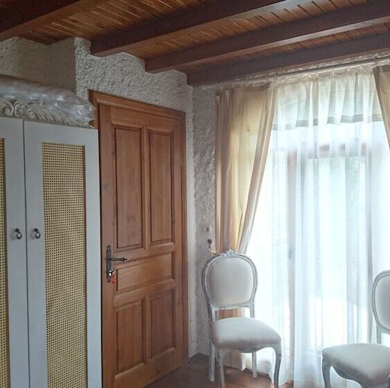 تختخواب و صبحانه şirince Klaseas Hotel&restaurant