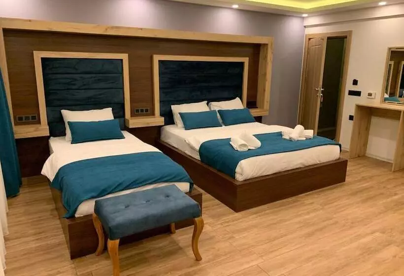 Danis Motel