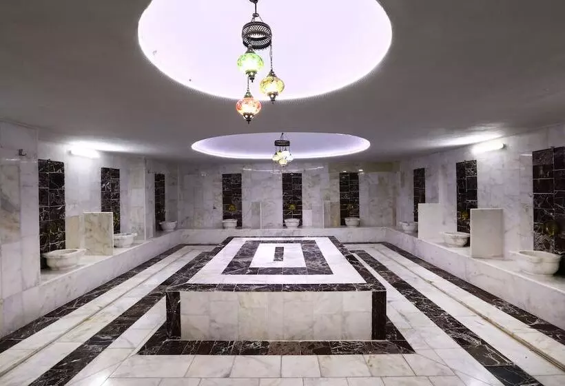 هتل Azd House