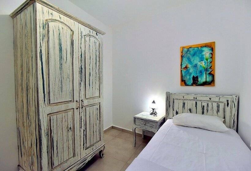 Szálloda Bahama Art