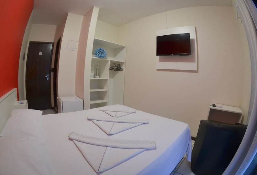 酒店 Bombinhas Palace