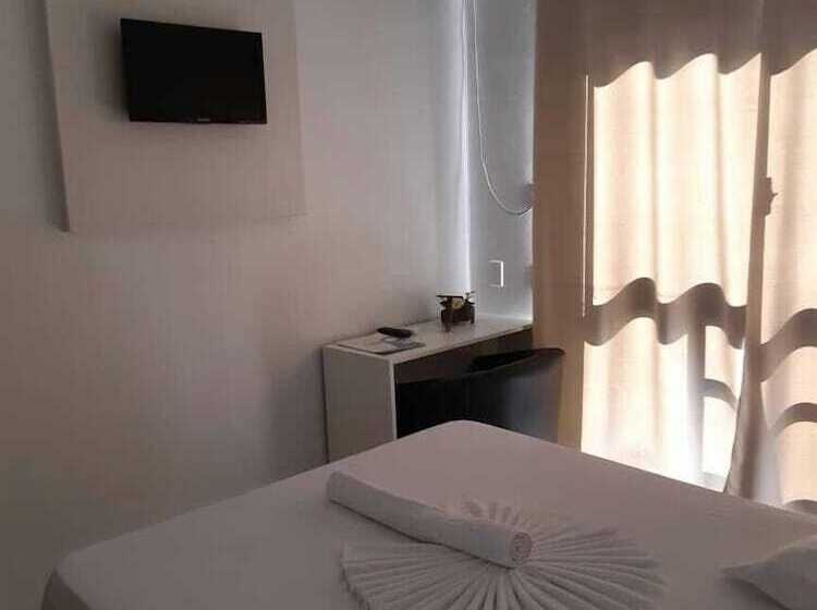 酒店 Bombinhas Palace