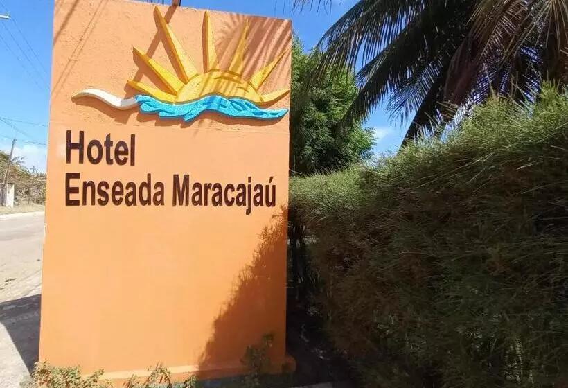 ホテル Enseada Maracajaú
