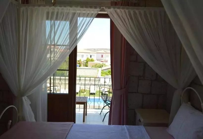 ホテル Fehmi Bey Alacati
