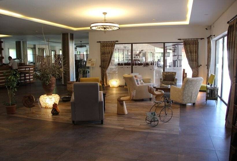 هتل Golkoy Yasam Resort