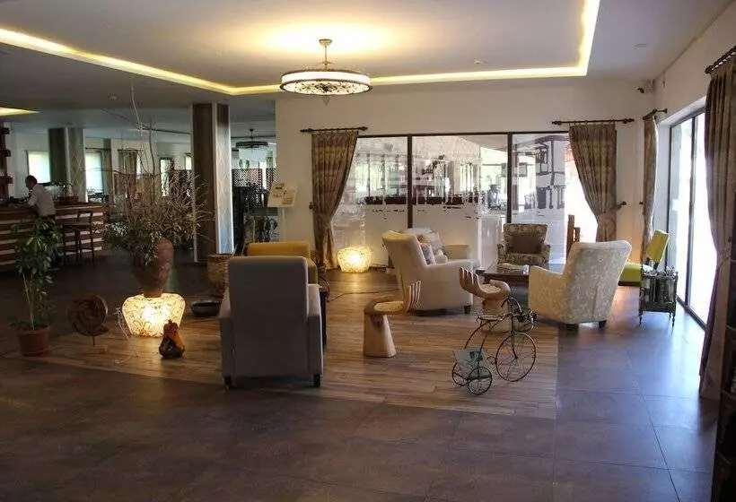 هتل Golkoy Yasam Resort