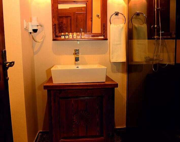 هتل Golkoy Yasam Resort