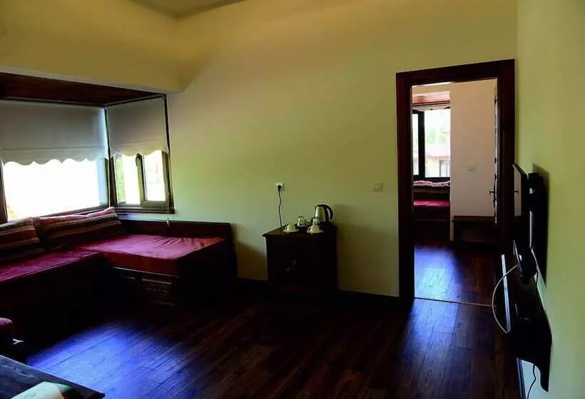 هتل Golkoy Yasam Resort
