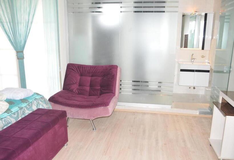 בית מלון כפרי Goreme Sakura