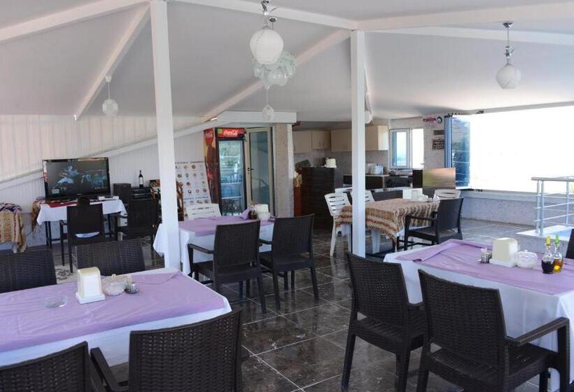 בית מלון כפרי Goreme Sakura