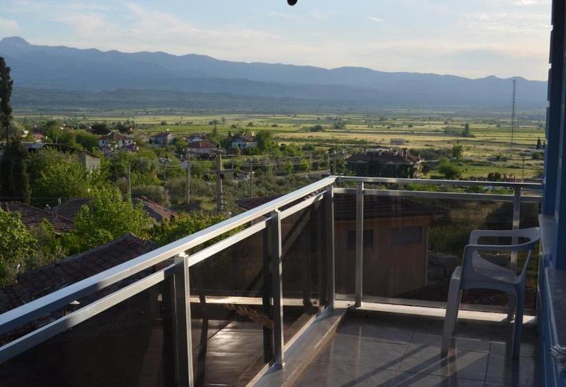 בית מלון כפרי Goreme Sakura