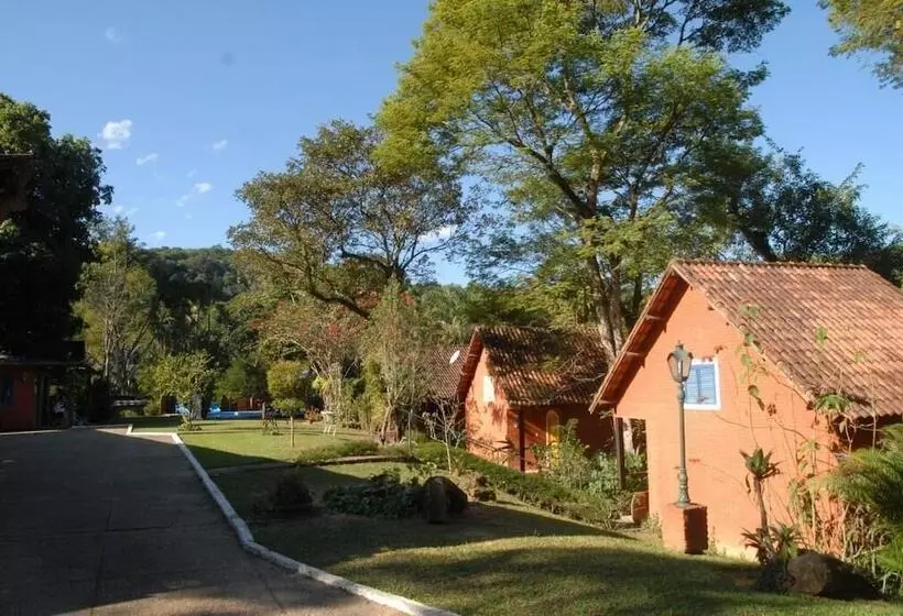 ホテル Pousada Mirante Do Penedo