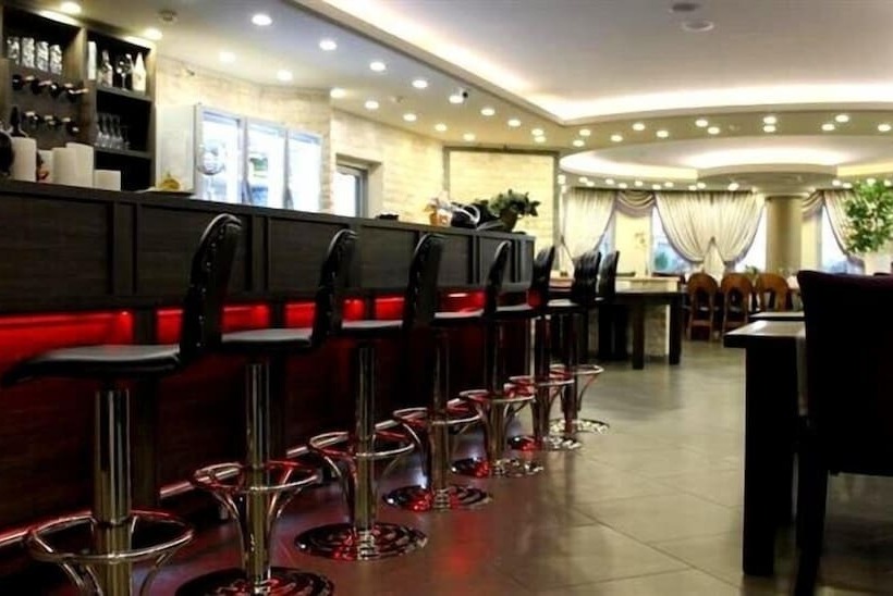 Отель Rey Manes