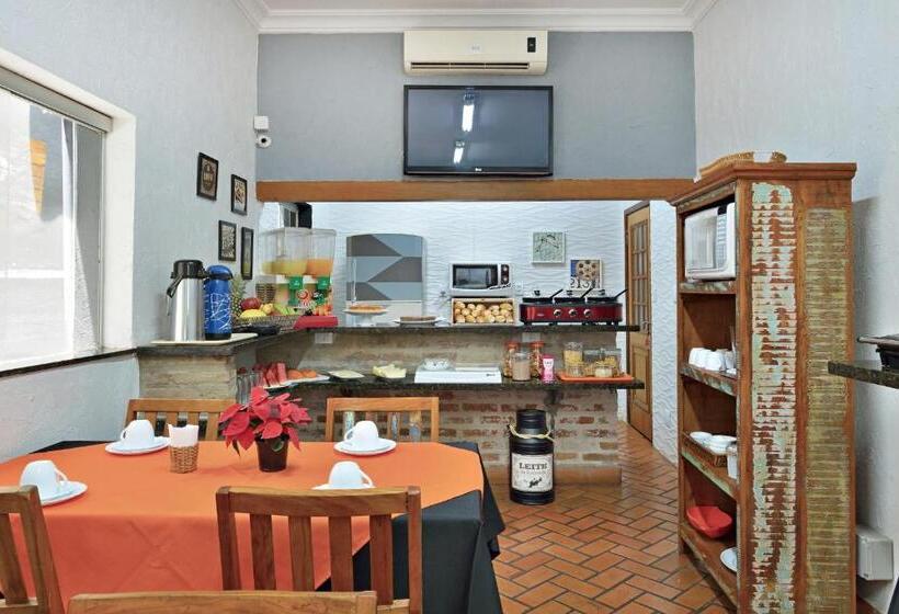 Hotelli Ribeirão Plaza