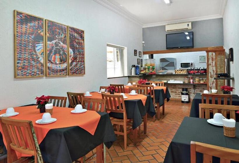 Hotelli Ribeirão Plaza