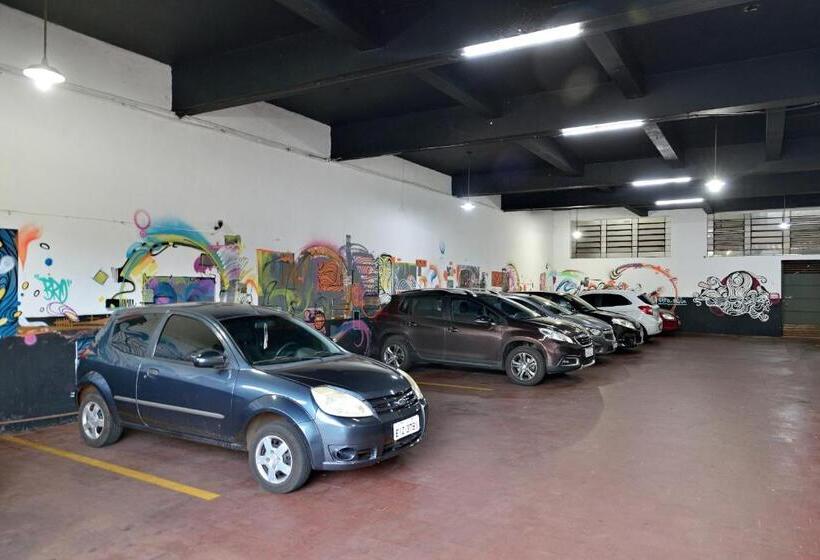 Hotelli Ribeirão Plaza