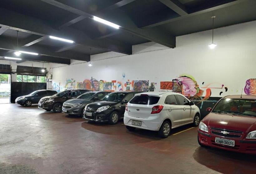 Hotelli Ribeirão Plaza