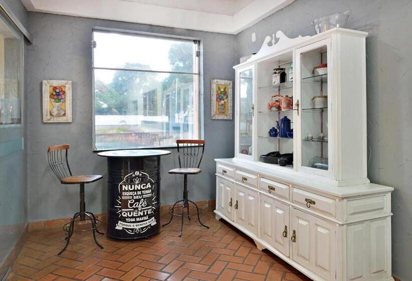 Hotelli Ribeirão Plaza