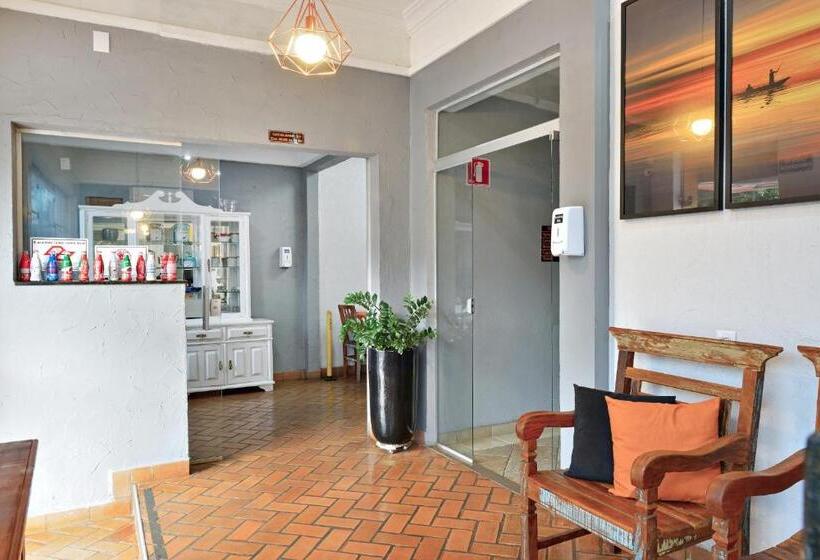 Hotelli Ribeirão Plaza