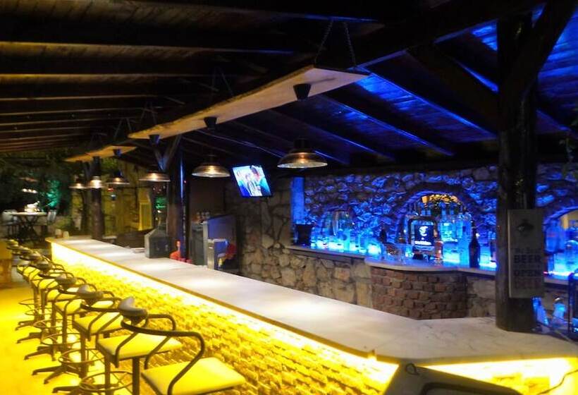 בית מלון כפרי Unlu