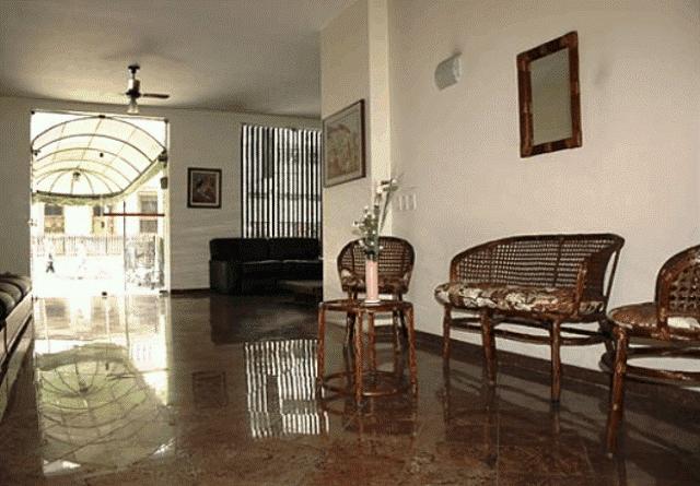 Viareggio Hotel   Niteroi