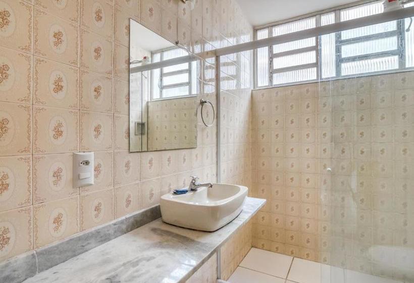 Viareggio Hotel   Niteroi