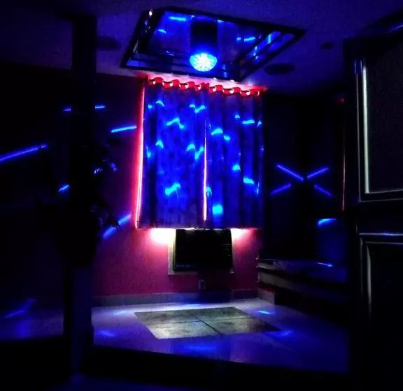 Lips Motel