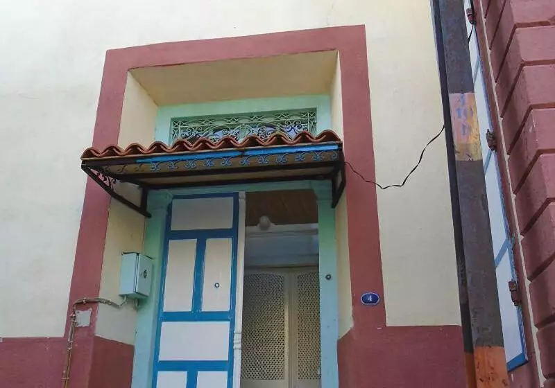Lotus Garden Hostel Izmir