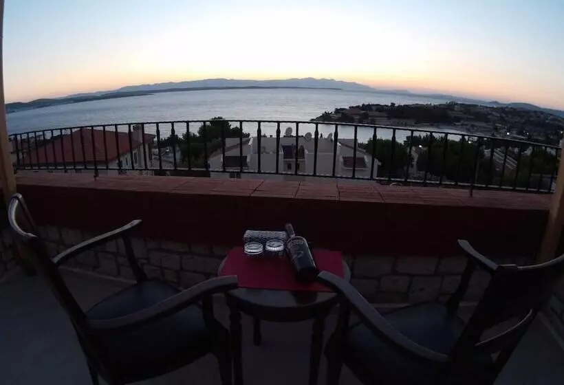 Pasha Port Hotel & Restaurant