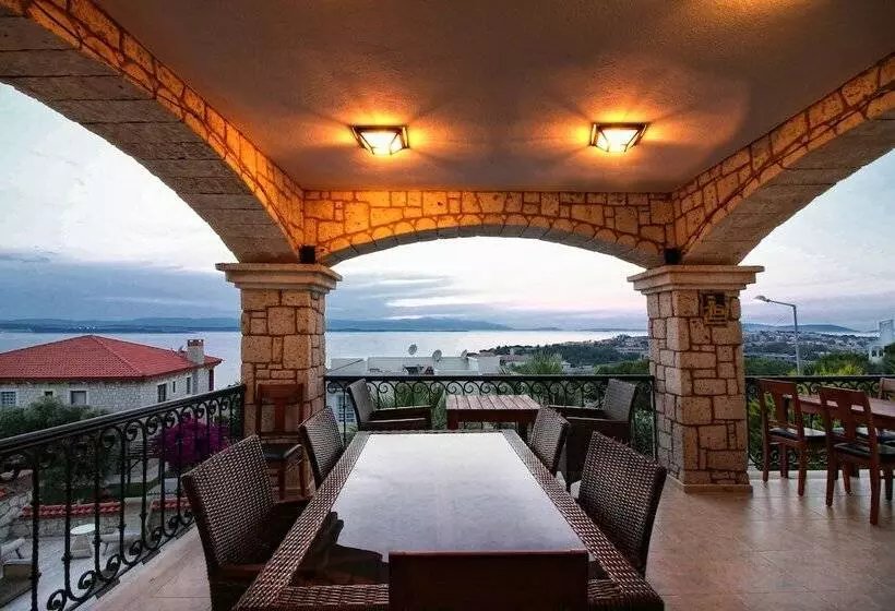 Pasha Port Hotel & Restaurant