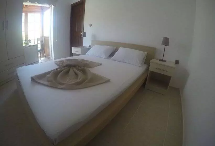 Pasha Port Hotel & Restaurant