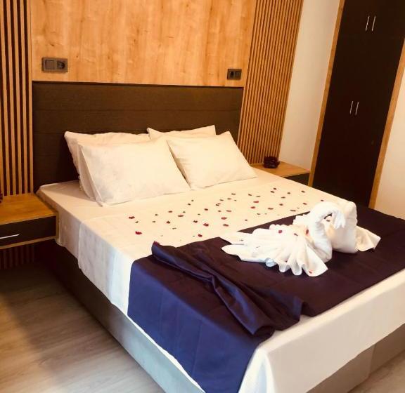 בית מלון כפרי Casablanca Antik