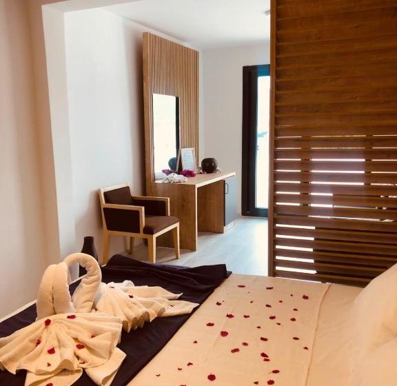 בית מלון כפרי Casablanca Antik