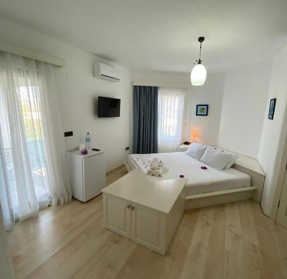 ホテル Kefi Beach & Suites