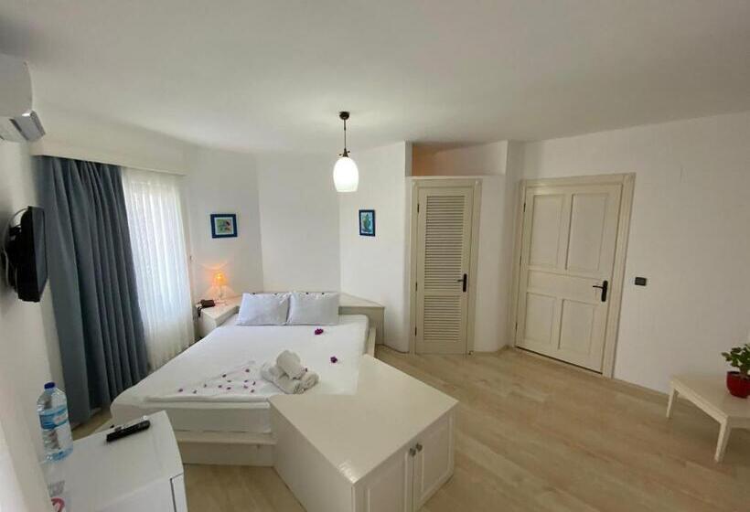 ホテル Kefi Beach & Suites