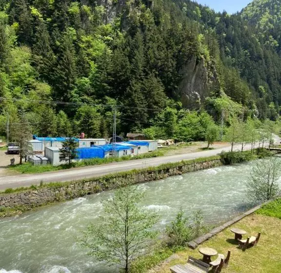 هتل Uzungol Soylu
