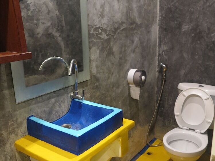 هاستل Jellybean Krabi Inn