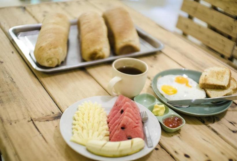 Coco Khao Sok Hostel