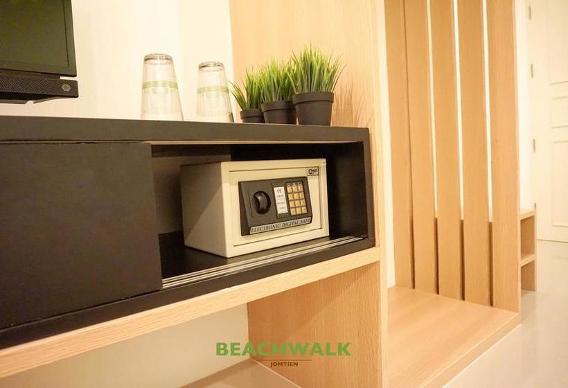 Hotel Beachwalk Jomtien