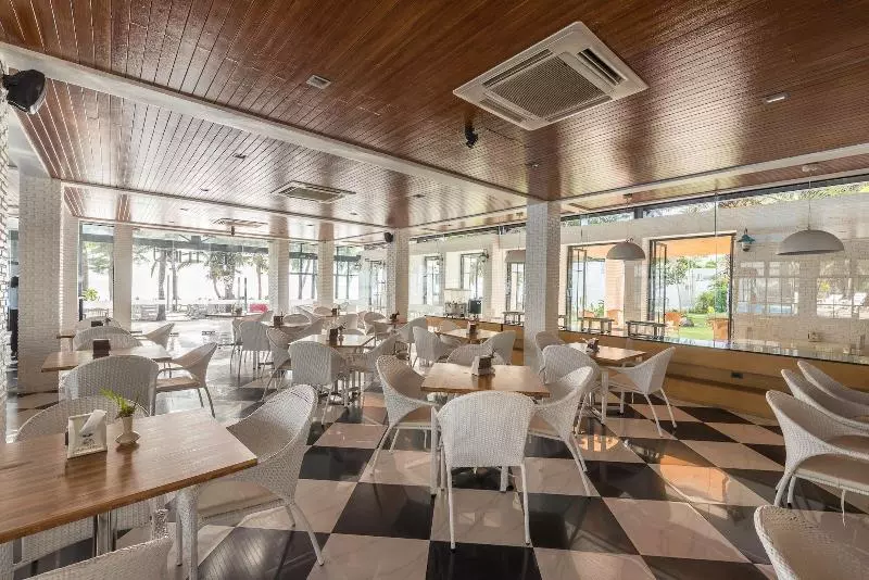 Hotelli Chaolao Tosang Beach