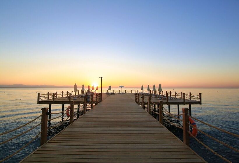 Отель Siu Collection - Ultra All Inclusive