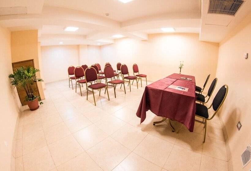 בית מלון כפרי El Cortijo