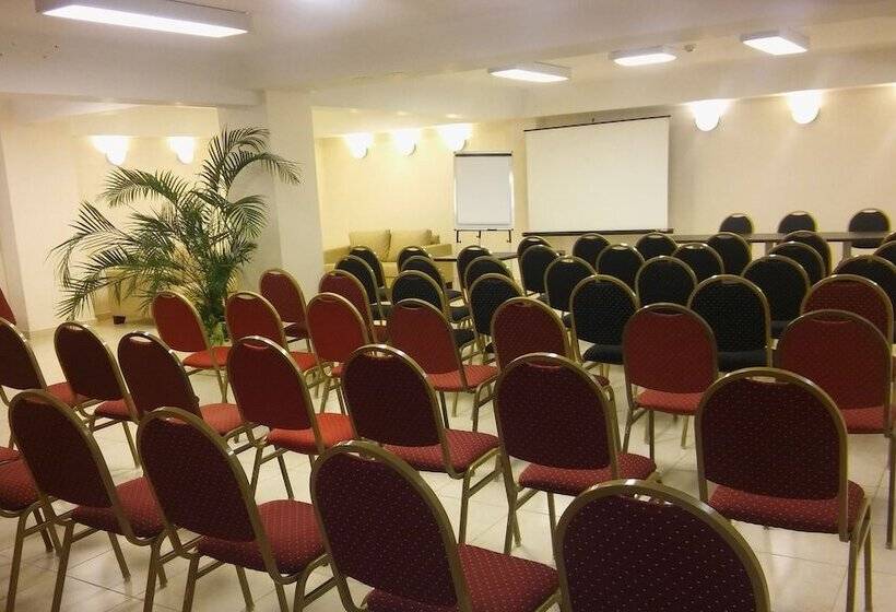 בית מלון כפרי El Cortijo