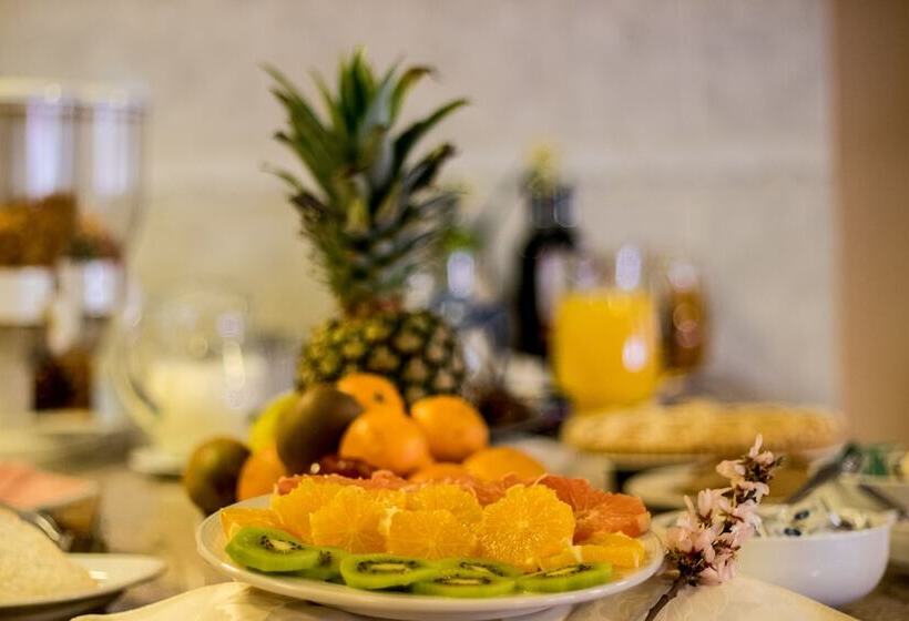 בית מלון כפרי El Cortijo