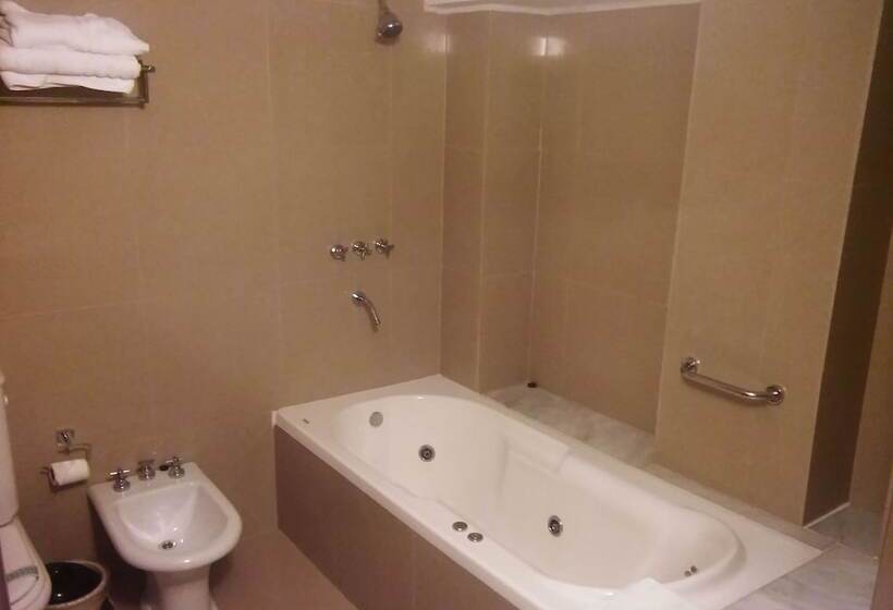 בית מלון כפרי El Cortijo