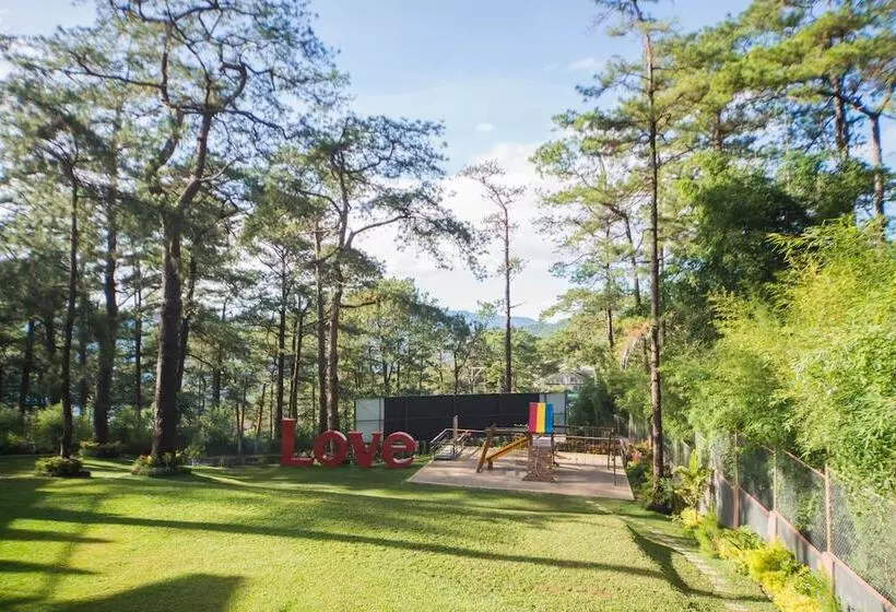 ホテル Grand Sierra Pines Baguio