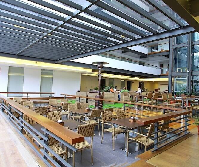 Hotel Grand Sierra Pines Baguio