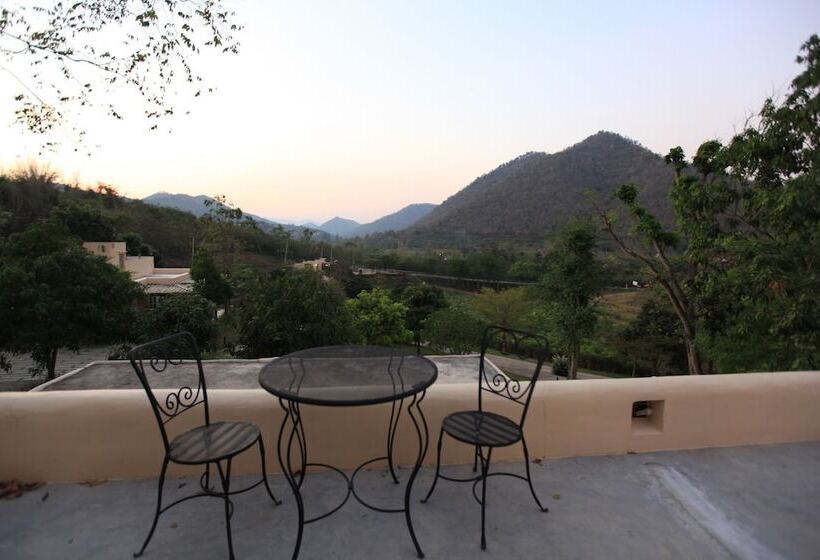 בית מלון כפרי Hi  Scene Resort