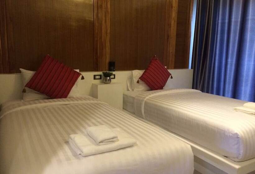 هتل Le Terrarium Bed & Sleep Chiang Rai