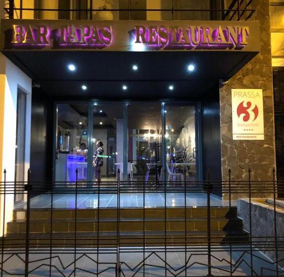 Отель Prassa 3 Boutique